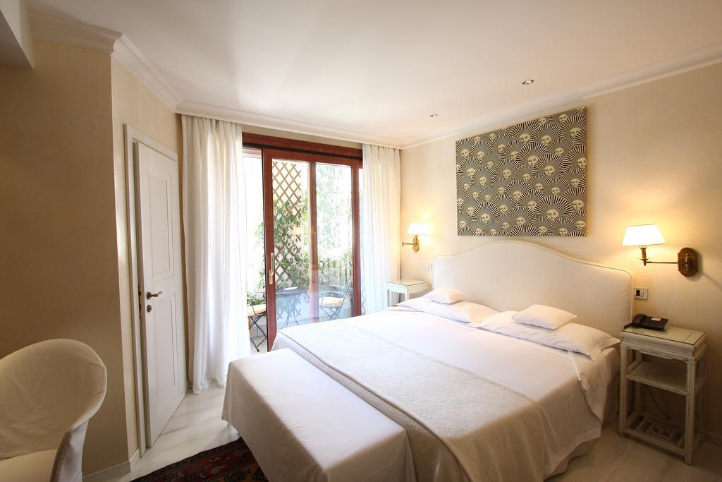 Charming Hotel Dei Chiostri Follina Buitenkant foto