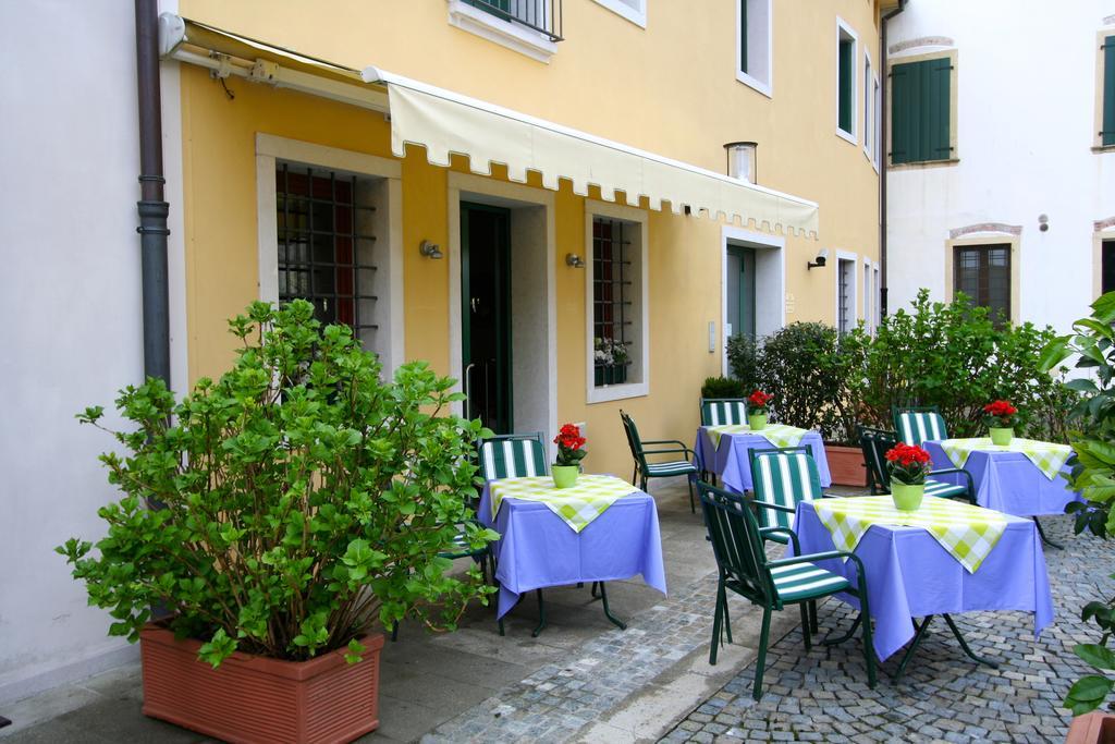 Charming Hotel Dei Chiostri Follina Buitenkant foto